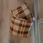 Retro ruit bruin vintage look 2 teddy boucle kussenhoezen, Ophalen of Verzenden, Zo goed als nieuw, Bruin, Vierkant