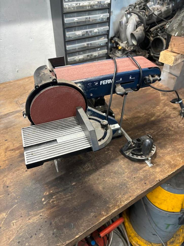 Ferm BGM1022 Bandschuurmachine, Doe-het-zelf en Verbouw, Gereedschap | Overige machines, Gebruikt, Ophalen
