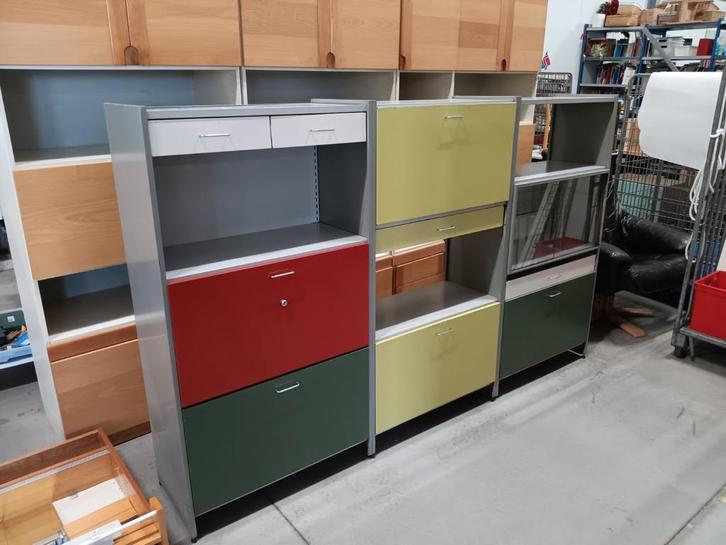 Gispen kast 5600 in 3 delen, Huis en Inrichting, Kasten | Stellingkasten, Gebruikt, Ophalen