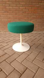 70's spaceage krukje nieuw bekleed poef kruk, Huis en Inrichting, Kolibrivintagehal@gmail.com, Gebruikt, Aaldertgeertsstraat 43 Olst