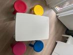 IKEA MAMMUT 4x kinderkruk + kindertafel., Ophalen, Zo goed als nieuw, Tafel(s) en Stoel(en)