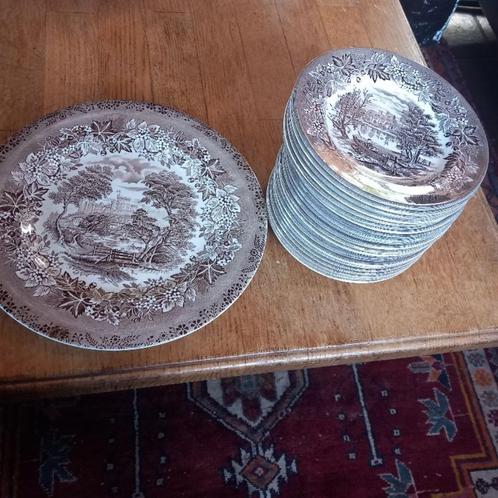 Servies: Engels Bruin Old Britain Castles, Antiek en Kunst, Antiek | Servies compleet, Ophalen of Verzenden