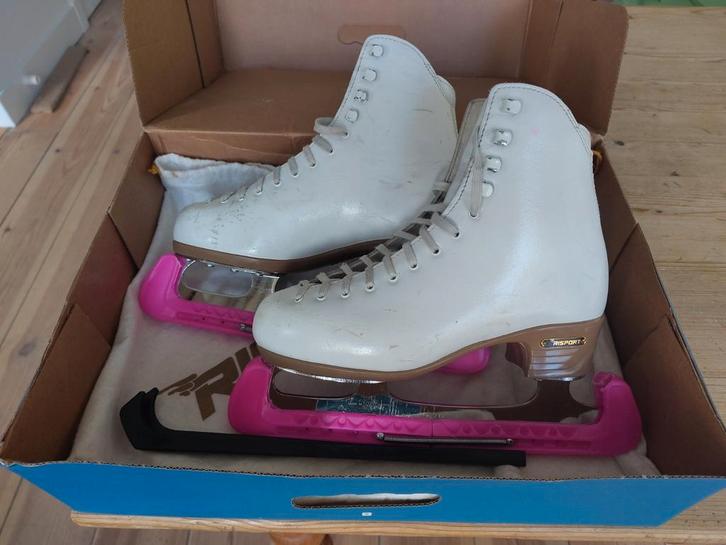 Risport professionele kunstschaatsen maat 245 (37), Sport en Fitness, Schaatsen, Zo goed als nieuw, Kunstschaatsen, Overige merken