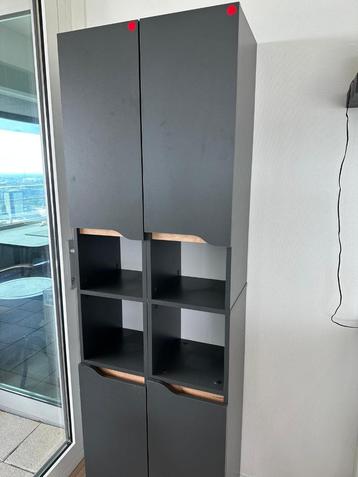Kitchen Cabinet beschikbaar voor biedingen