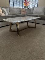 Richmond Salontafel van de driehoek meubelen, Huis en Inrichting, Tafels | Salontafels, Ophalen, Overige materialen, Strak, Gebruikt