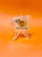 Efteling Pin 10 Jaar Villa Pardoes, Verzamelen, Efteling, Verzenden, Button of Speldje