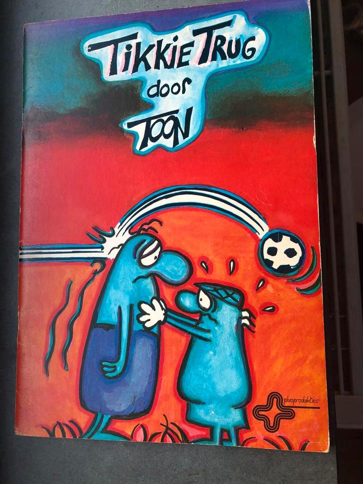 1e stripalbum FC Knudde: ‘Tikkie Trug door Toon’ - Zeldzaam, Boeken, Stripboeken, Gelezen, Eén stripboek, Ophalen of Verzenden