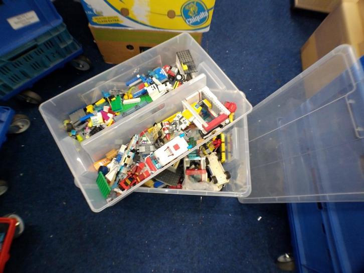 Bak Lego +/- 8 kg, Kinderen en Baby's, Speelgoed | Duplo en Lego, Zo goed als nieuw, Lego, Losse stenen, Ophalen of Verzenden