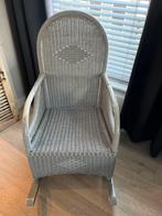 Schommelstoel babykamer, Huis en Inrichting, Stoelen, Ophalen, Gebruikt, Wit, Eén