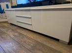 IKEA: BESTÅ BURS Tv-meubel, hoogglans wit, 180x41x49 cm, Huis en Inrichting, Kasten | Televisiemeubels, Minder dan 100 cm, 25 tot 50 cm