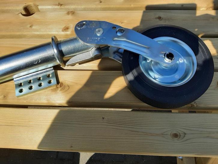 Bunte zwaar opklapbaar neuswiel 16 gaats bevestiging!!, Auto diversen, Auto-accessoires, Nieuw, Ophalen