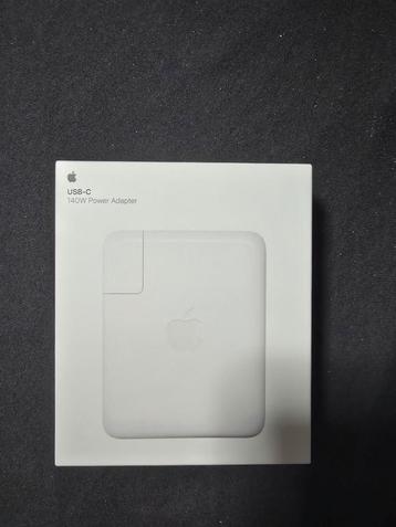 Apple USB-C 140W Power Adapter beschikbaar voor biedingen