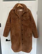 Mooie bruine warme teddy jas van madness maat S, Ophalen of Verzenden, Zo goed als nieuw, Maat 38/40 (M), Bruin