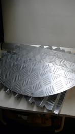 traptrede 12 stuks traanplaat metaal (214), Ophalen of Verzenden, Gebruikt, Trap, 2 tot 4 meter