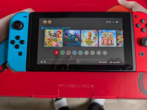 Nintendo Switch (2019 versie) + joycons + dock (compleet!), Spelcomputers en Games, Spelcomputers | Nintendo Switch, Zo goed als nieuw