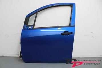 Portier 4Deurs links-voor van een Suzuki Splash (ZCGA) beschikbaar voor biedingen