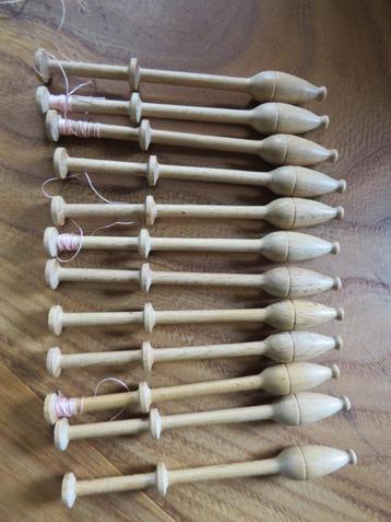 kantklosjes 19 van hout beschikbaar voor biedingen