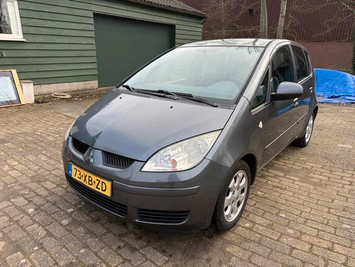 Mitsubishi Colt 1.3 CZ5 2007 Grijs | Airco | APK 01-2027, Auto's, Mitsubishi, Particulier, Colt, Benzine, C, Hatchback, Handgeschakeld