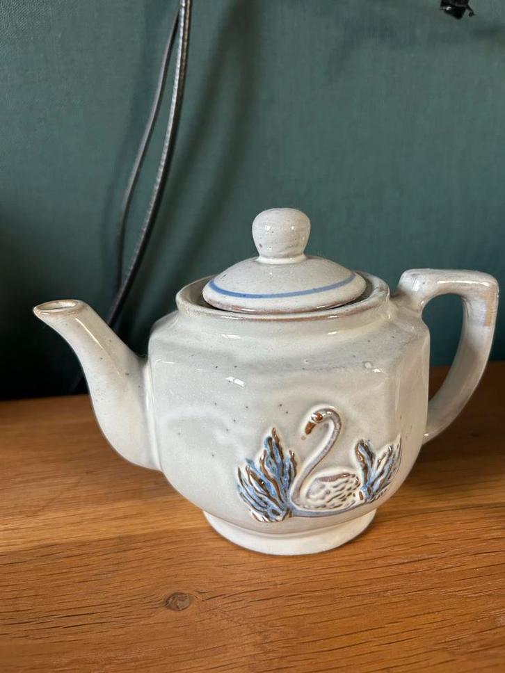P. Morel Zwaan Theepot Set met mokken aardewerk, Huis en Inrichting, Keuken | Servies, Gebruikt, Overige typen, Overige stijlen