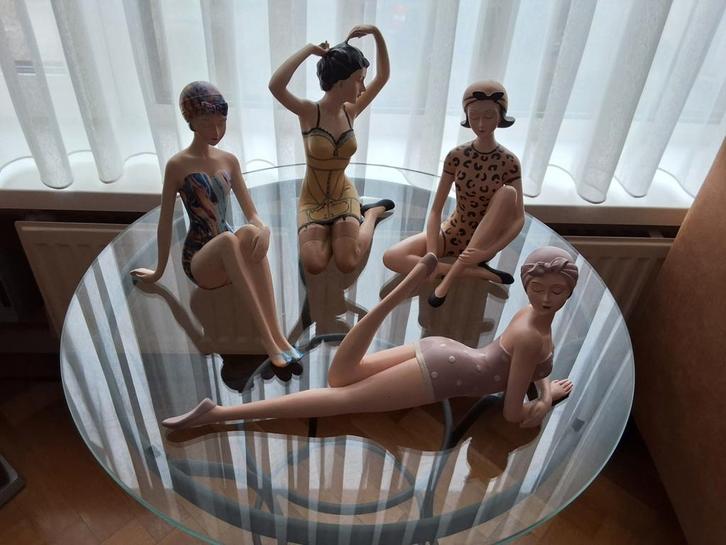 Vintage Pin Up Beelden Set van 4, Verzamelen, Beelden en Beeldjes, Ophalen of Verzenden