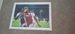 Gesigneerde foto in lijst Jurriën Timber, Verzamelen, Sportartikelen en Voetbal, Ophalen of Verzenden, Zo goed als nieuw, Spelerskaart