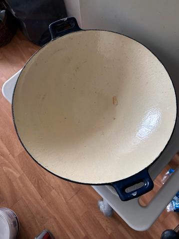 Gietijzeren wokpan nieuw beschikbaar voor biedingen