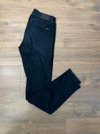 Hilfiger low rise Sophie jeans maat 29/32, Ophalen of Verzenden, Zo goed als nieuw, Blauw, W28 - W29 (confectie 36)