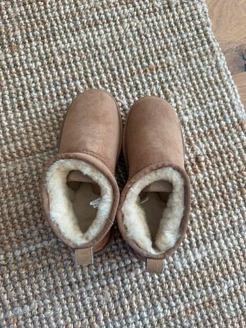 UGG Ultra Mini beschikbaar voor biedingen