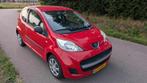 Peugeot 107 1.0 12V 3DR 2010 Rood, Voorwielaandrijving, 4 stoelen, 68 pk, Origineel Nederlands