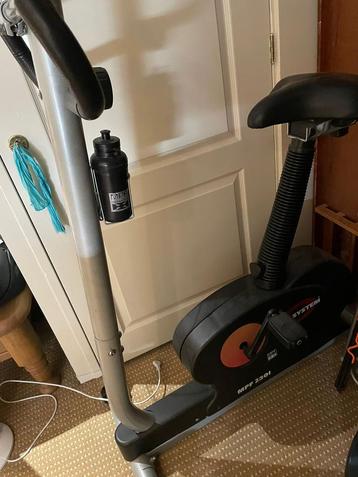 Hometrainer met werkende display beschikbaar voor biedingen