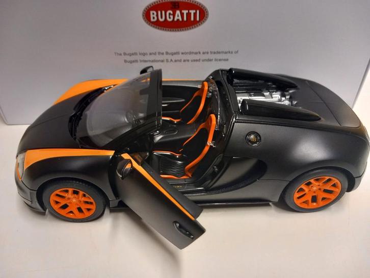 Bugatti Veyron 16.4 Grandsport Vitesse zwart Rastar 1:18 KRD, Hobby en Vrije tijd, Modelauto's | 1:18, Zo goed als nieuw, Auto