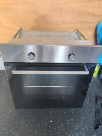 Ikea oven kapot. Oud ijzer beschikbaar voor biedingen
