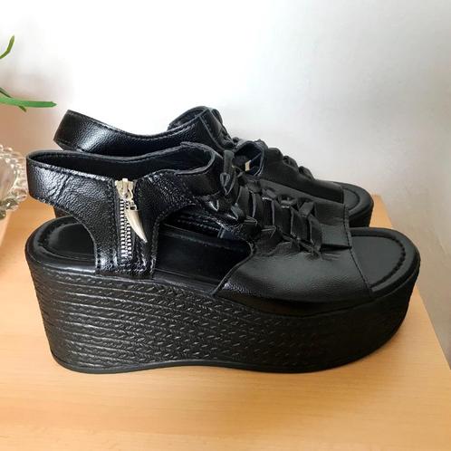 Prachtige sandalen met sleehak dames, maat 42, valt als mt40, Kleding | Dames, Schoenen, Nieuw, Sandalen of Muiltjes, Verzenden