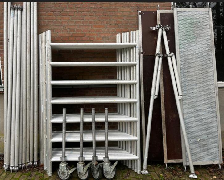 Steiger Solid werkhoogte > 9 meter 250 cm lang, Doe-het-zelf en Verbouw, Steigers, Zo goed als nieuw, Rolsteiger of Kamersteiger