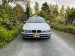 Unieke BMW 528I sedan e39 uit 1997 met slechts 97890 km!, Auto's, BMW, Te koop, Zilver of Grijs, Geïmporteerd, 5 stoelen