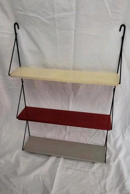 Vintage Tomado boekenrekje - Geel, Rood, Grijs, Huis en Inrichting, Woonaccessoires | Wandplanken en Boekenplanken, Ophalen of Verzenden