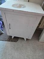 Brocante kastje, Ophalen