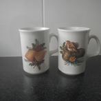 2  Engelse kerst mokken, Huis en Inrichting, Keuken | Servies, Ophalen of Verzenden, Zo goed als nieuw, Overige stijlen, Kop(pen) en/of Schotel(s)