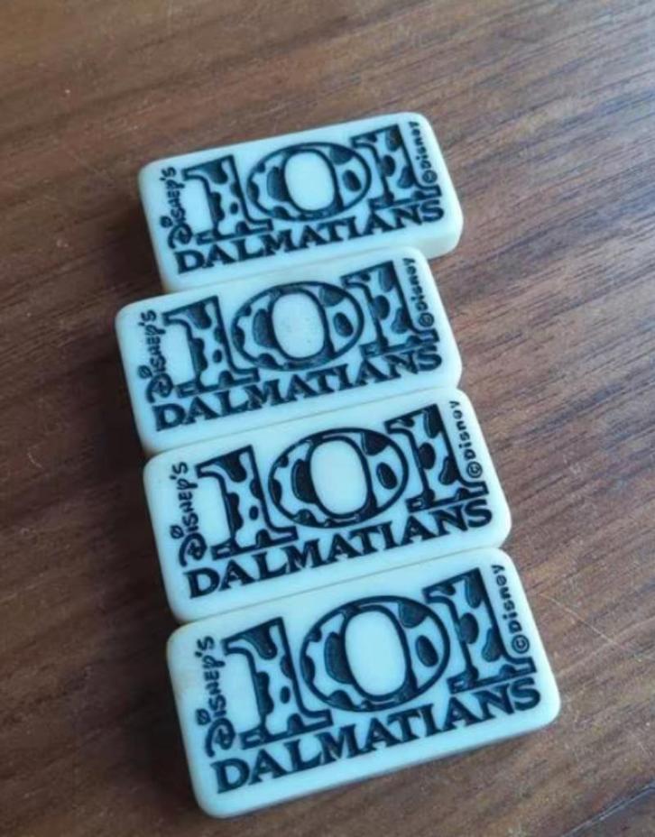 nestle disney dominostenen 101 dalmatians domino stenen, Verzamelen, Disney, Zo goed als nieuw, Beeldje of Figuurtje, Overige figuren