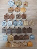 33 VINTAGE MEDAILLES PONYTORNOOI JAREN 80-MEDAILLE MET PAARD, Verzenden, Overige materialen, Nederland