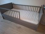 Peuterbed Petite Amelie (met lade), Kinderen en Baby's, Kinderkamer | Bedden, Ophalen, 70 tot 85 cm, Zo goed als nieuw, Minder dan 140 cm