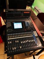 Yamaha DM1000 V2 volledige 96khz digitale mengtafel, Muziek en Instrumenten, Mengpanelen, Ophalen, Zo goed als nieuw, 20 kanalen of meer