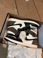 Nike air jordan 1 mocha maat 44 NIEUW ongedragen met bon, Kleding | Heren, Schoenen, Ophalen of Verzenden, Zo goed als nieuw, Bruin