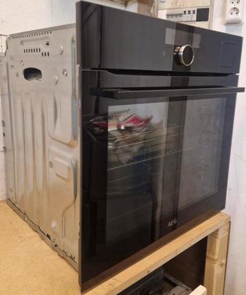 AEG BSK892230B Combi-Stoomoven beschikbaar voor biedingen