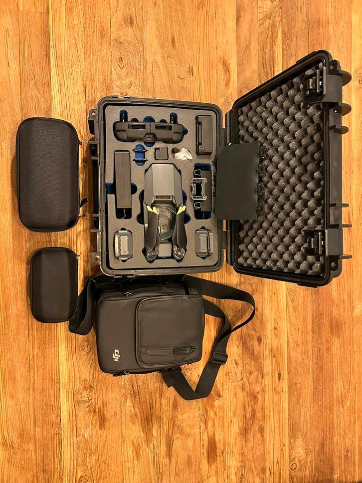 DJI Mavic, nette en complete drone, Audio, Tv en Foto, Drones, Zo goed als nieuw, Ophalen