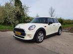 Mini One First Business 1.5 102pk - Volledig onderhouden, Auto's, Mini, 47 €/maand, Origineel Nederlands, Te koop, 5 stoelen