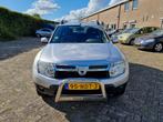 Dacia Duster 1.6 Lauréate 2wd NIEUWE APK GARANTIE, Stof, Gebruikt, 4 cilinders, Handgeschakeld