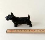 Hondenbeeldje Scottie, Verzamelen, Beelden en Beeldjes, Ophalen of Verzenden, Gebruikt, Dier