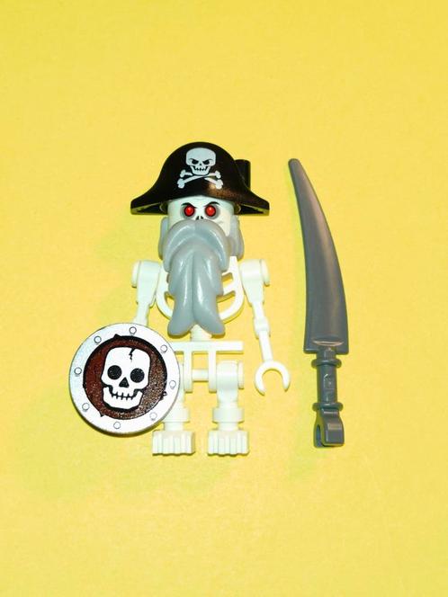 LEGO CASTLE SKELETON SHIP CAPTAIN FIGUUR/POPPETJE, Kinderen en Baby's, Speelgoed | Duplo en Lego, Zo goed als nieuw, Lego, Losse stenen