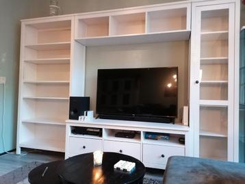 Ikea tv meubel wit.(hemnes) beschikbaar voor biedingen